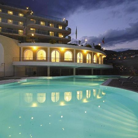 Modus Vivendi 315 Aparthotel Sanremo Luaran gambar