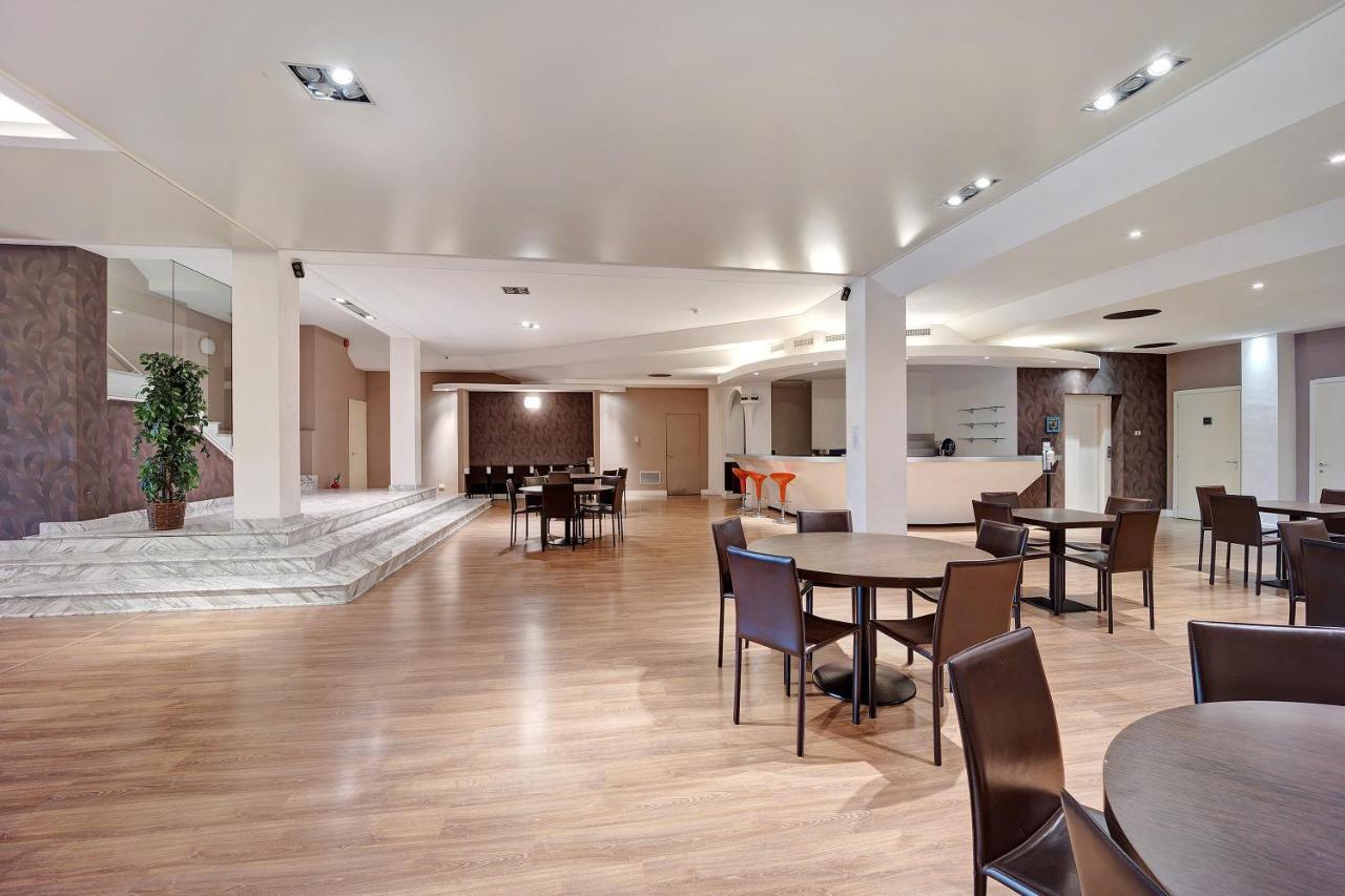 Modus Vivendi 315 Aparthotel Sanremo Luaran gambar