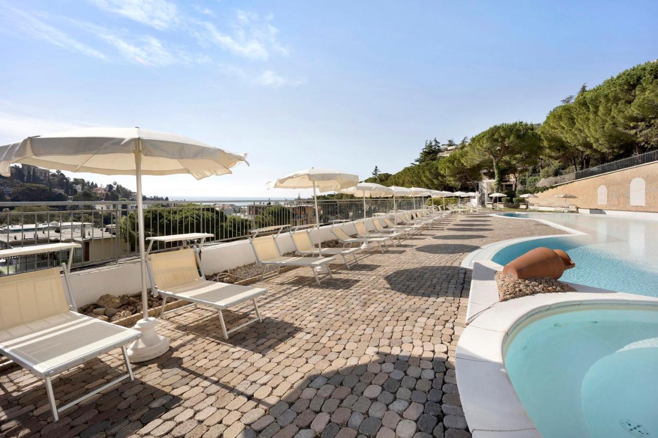 Modus Vivendi 315 Aparthotel Sanremo Luaran gambar